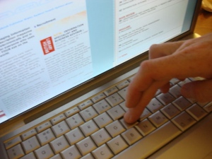 Choosing A Stellar Web Host