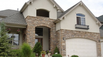 Decorate The Exteriors Of Your House Using Stone Veneer
