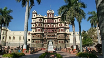 Indore - Check In To Get A Taste Of The Old And New India