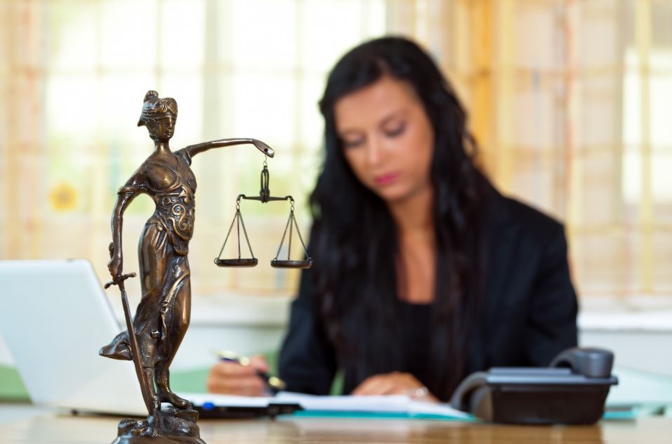 Questions To Ask Before Hiring A Lawyer To Defend You In A Criminal Case