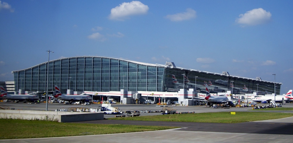Top 3 Transport Options At London Heathrow Airport
