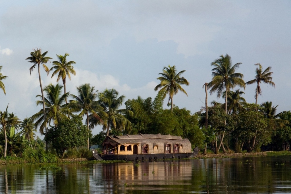 7 Days Backpacking Across Kerala – North To The South!