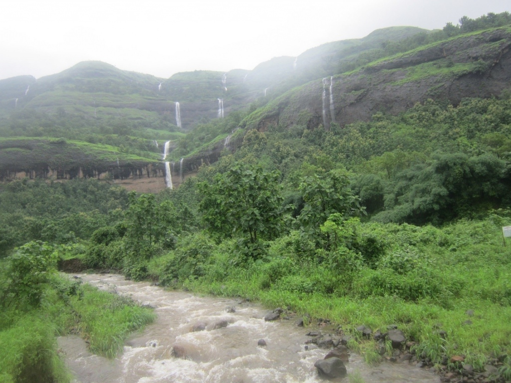 Historically Important Towns Along The Mumbai-Pune Expressway