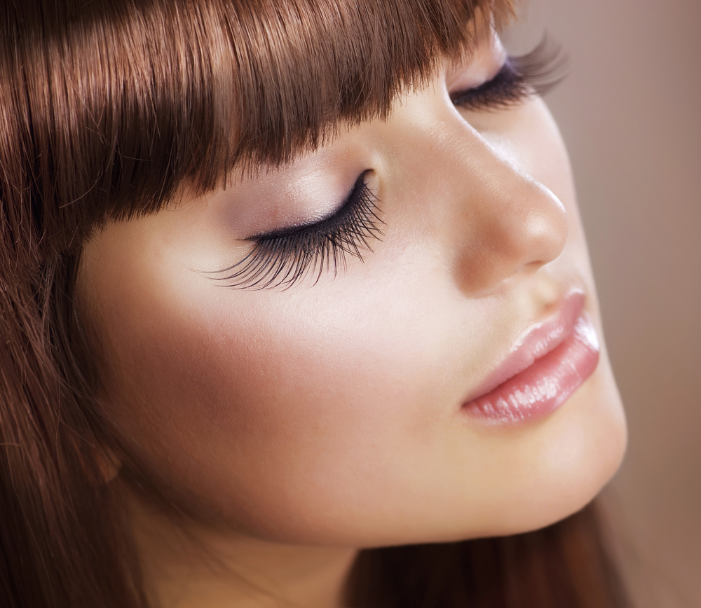 Eyelashes lashes. Нарощенные ресницы. Шикарные ресницы. Красивые длинные ресницы. Красивые нарощенные ресницы.