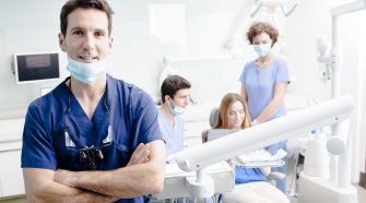 Selecting The Dentists In Los Angeles