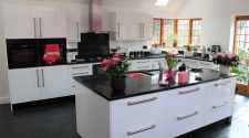 Make Your Kitchen Heavenly Place With Granite Worktops