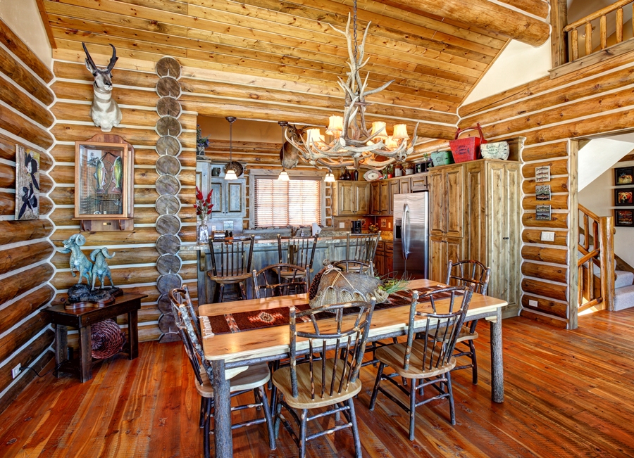 A List Of 3 Pros and Cons Of Living In Log Homes!