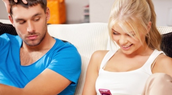 10 Signs Your Spouse Is Cheating On You