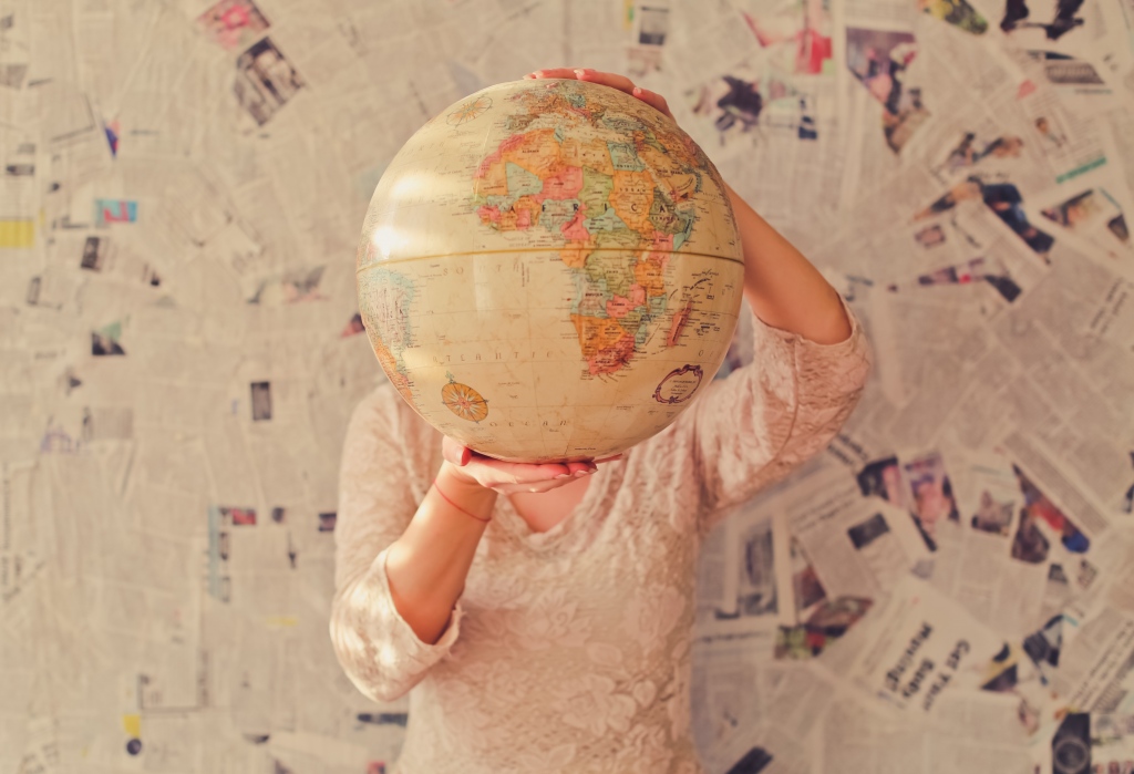 Reasons To Ditch Your Smartphone On Your Next Vacation