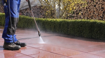 Safety Tips When Using A Rented Pressure Washer