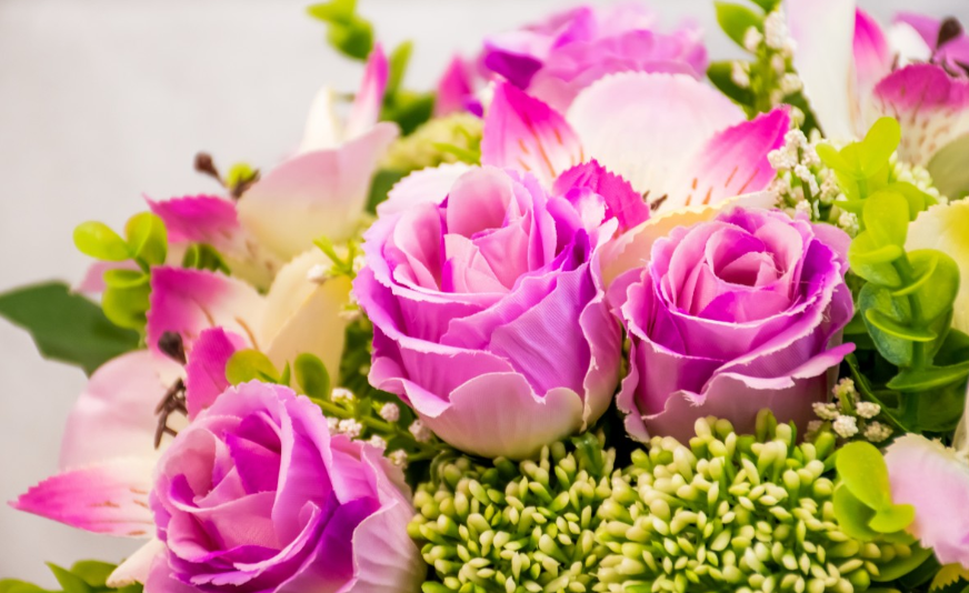 Here's Why Buying Flowers Online Can Be A Budgeted Option