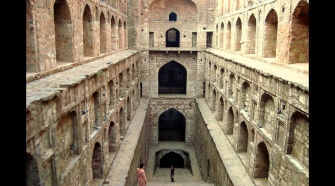 Agrasen ki Baoli