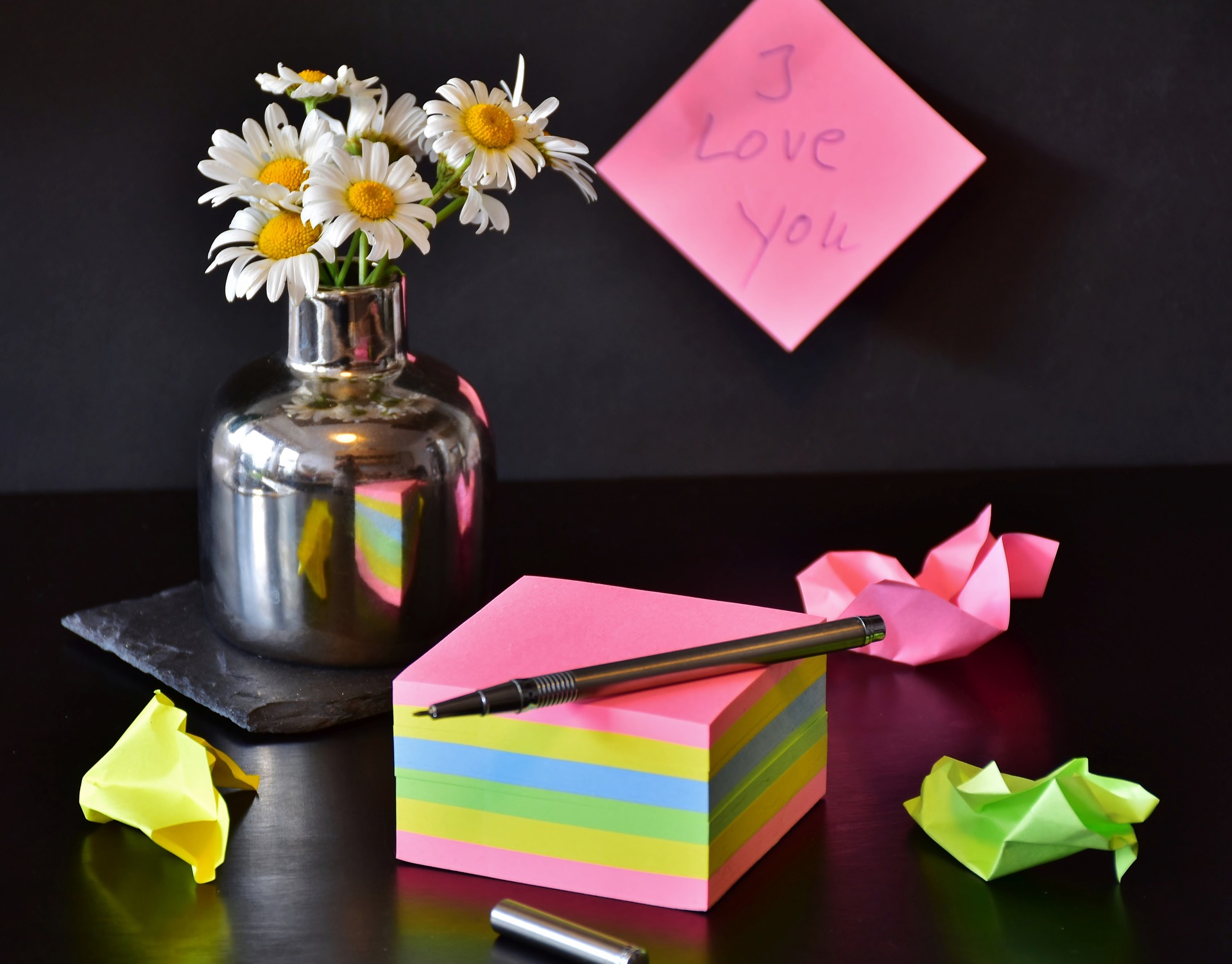 13 Amazing Products to Make Your Workspace More Organized