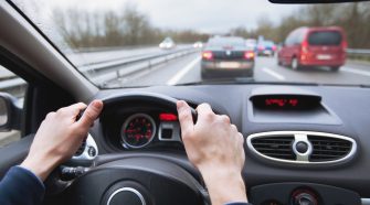 3 Tips to Being a Safer Driver Starting Today